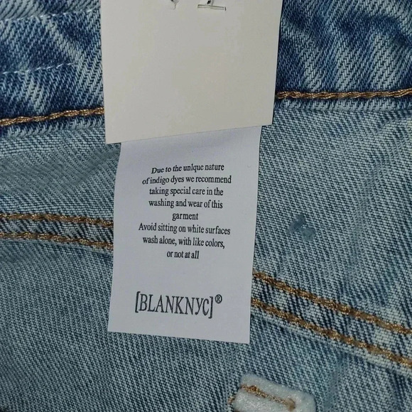 BLANK NYC Light Wash High Rise Ribcage Jean Shorts Size 26 NWT Cut Off - Picture 10 of 14